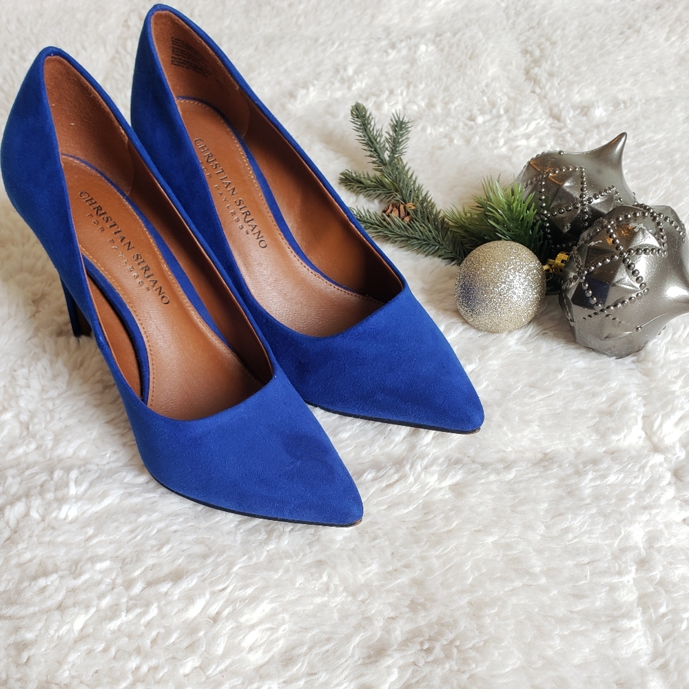 Royal blue Christian Siriano suede heels